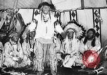 Immagine di Indian la lingua dei segni Montana United States USA, 1931, secondo 26 filmato di repertorio 65675069797