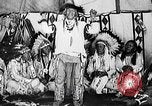 Immagine di Indian la lingua dei segni Montana United States USA, 1931, secondo 52 filmato di repertorio 65675069797