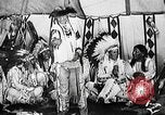 Immagine di Indian la lingua dei segni Montana United States USA, 1931, secondo 61 filmato di repertorio 65675069797