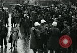 Immagine di Profughi italiani Napoli Italia, 1944, secondo 4 filmato di repertorio 65675069799