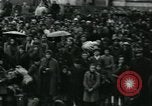 Immagine di Profughi italiani Napoli Italia, 1944, secondo 22 filmato di repertorio 65675069799