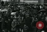 Immagine di Profughi italiani Napoli Italia, 1944, secondo 24 filmato di repertorio 65675069799