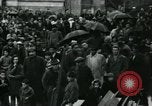 Immagine di Profughi italiani Napoli Italia, 1944, secondo 26 filmato di repertorio 65675069799