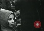 Immagine di Profughi italiani Napoli Italia, 1944, secondo 45 filmato di repertorio 65675069799