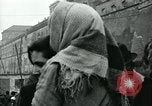 Immagine di Profughi italiani Napoli Italia, 1944, secondo 47 filmato di repertorio 65675069799