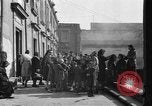 Immagine di Profughi italiani Napoli Italia, 1944, secondo 10 filmato di repertorio 65675069806