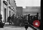 Immagine di Profughi italiani Napoli Italia, 1944, secondo 13 filmato di repertorio 65675069806