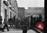 Immagine di Profughi italiani Napoli Italia, 1944, secondo 14 filmato di repertorio 65675069806