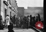 Immagine di Profughi italiani Napoli Italia, 1944, secondo 17 filmato di repertorio 65675069806