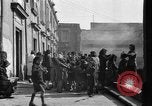 Immagine di Profughi italiani Napoli Italia, 1944, secondo 19 filmato di repertorio 65675069806