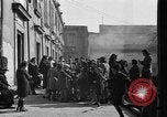 Immagine di Profughi italiani Napoli Italia, 1944, secondo 40 filmato di repertorio 65675069806