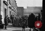 Immagine di Profughi italiani Napoli Italia, 1944, secondo 47 filmato di repertorio 65675069806
