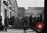Immagine di Profughi italiani Napoli Italia, 1944, secondo 50 filmato di repertorio 65675069806
