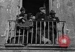 Immagine di Profughi italiani Napoli Italia, 1944, secondo 58 filmato di repertorio 65675069806