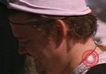 Standbild Hippies New Orleans Louisiana USA, 1965, aus Sekunde 16 historischem Filmmaterial Videoclip 65675069818