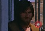 Standbild Hippies New Orleans Louisiana USA, 1965, aus Sekunde 19 historischem Filmmaterial Videoclip 65675069818