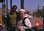 Standbild Hippies New Orleans Louisiana USA, 1965, aus Sekunde 38 historischem Filmmaterial Videoclip 65675069818