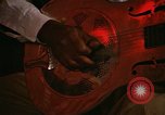 Image guitariste Jewell Stovall New Orleans Louisiana USA, 1965, de la seconde 6 séquences d'archives historiques vidéo 65675069820