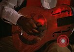 Image guitariste Jewell Stovall New Orleans Louisiana USA, 1965, de la seconde 9 séquences d'archives historiques vidéo 65675069820