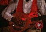 Image guitariste Jewell Stovall New Orleans Louisiana USA, 1965, de la seconde 10 séquences d'archives historiques vidéo 65675069820