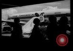 Image les Américains évacuent Port-Au-Prince Haïti, 1963, de la seconde 31 séquences d'archives historiques vidéo 65675069825
