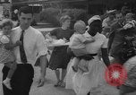 Image les Américains évacuent Port-Au-Prince Haïti, 1963, de la seconde 33 séquences d'archives historiques vidéo 65675069825