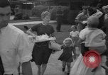 Image les Américains évacuent Port-Au-Prince Haïti, 1963, de la seconde 34 séquences d'archives historiques vidéo 65675069825