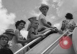Image les Américains évacuent Port-Au-Prince Haïti, 1963, de la seconde 58 séquences d'archives historiques vidéo 65675069825