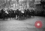 Standbild 4 Kavallerie Tours Frankreich, 1918, aus Sekunde 16 historischem Filmmaterial Videoclip 65675069844