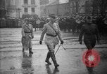 Standbild 4 Kavallerie Tours Frankreich, 1918, aus Sekunde 51 historischem Filmmaterial Videoclip 65675069844