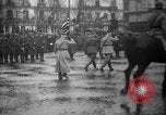 Standbild 4 Kavallerie Tours Frankreich, 1918, aus Sekunde 55 historischem Filmmaterial Videoclip 65675069844