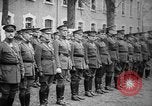 Immagine di Soldati In tournée in Francia, 1918, secondo 4 filmato di repertorio 65675069846