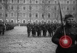 Immagine di Soldati In tournée in Francia, 1918, secondo 34 filmato di repertorio 65675069846