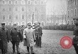 Immagine di Soldati In tournée in Francia, 1918, secondo 44 filmato di repertorio 65675069846