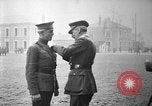 Immagine di Sir David Henderson In tournée in Francia, 1918, secondo 23 filmato di repertorio 65675069847