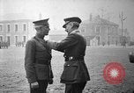 Immagine di Sir David Henderson In tournée in Francia, 1918, secondo 24 filmato di repertorio 65675069847