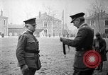 Immagine di Sir David Henderson In tournée in Francia, 1918, secondo 45 filmato di repertorio 65675069847