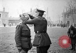 Immagine di Sir David Henderson In tournée in Francia, 1918, secondo 49 filmato di repertorio 65675069847