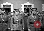 Immagine di David Henderson In tournée in Francia, 1918, secondo 47 filmato di repertorio 65675069848