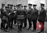 Immagine di John J Pershing In tournée in Francia, 1918, secondo 42 filmato di repertorio 65675069850