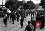 Image soldats des États-Unis Tours France, 1918, de la seconde 10 séquences d'archives historiques vidéo 65675069853
