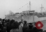 Image SS Marine flasher avec des réfugiés de guerre New York City USA, 1946, de la seconde 10 séquences d'archives historiques vidéo 65675069855