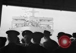 Image SS Marine flasher avec des réfugiés de guerre New York City USA, 1946, de la seconde 17 séquences d'archives historiques vidéo 65675069855