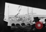 Image SS Marine flasher avec des réfugiés de guerre New York City USA, 1946, de la seconde 44 séquences d'archives historiques vidéo 65675069855