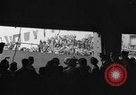 Image SS Marine flasher avec des réfugiés de guerre New York City USA, 1946, de la seconde 49 séquences d'archives historiques vidéo 65675069855