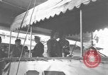 Immagine di I rifugiati che arrivano sulla SS Lampeggiatore Marine New York City USA, 1946, secondo 36 filmato di repertorio 65675069856