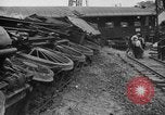 Immagine di Francese vacation in treno Villeneuve Francia, 1937, secondo 44 filmato di repertorio 65675069859