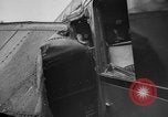 Immagine di Francese vacation in treno Villeneuve Francia, 1937, secondo 55 filmato di repertorio 65675069859