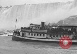 Standbild Hochzeit Niagara Falls New York USA, 1937, aus Sekunde 9 historischem Filmmaterial Videoclip 65675069865