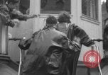 Standbild Hochzeit Niagara Falls New York USA, 1937, aus Sekunde 29 historischem Filmmaterial Videoclip 65675069865